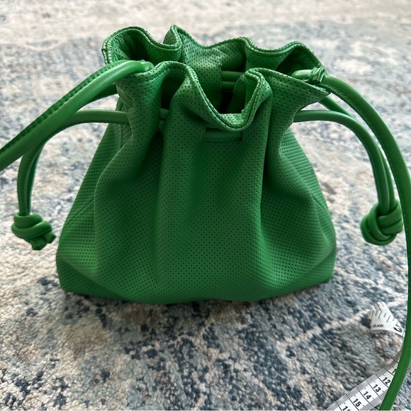 Clare V Handbags - Clare V petit Henri in grass perf green bucket bag